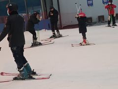 -哈尔滨热雪奇迹