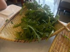 -鲁朗纳麦石锅鸡庄园