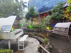 -花溪雨·森林餐厅(石基店)