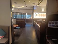 卡座-周渝食惦·酸菜鱼精致川菜(横岗店)
