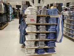 -优衣库(武汉国际广场店)