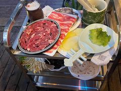 -二荆条·蜀鲜汇城市森林火锅