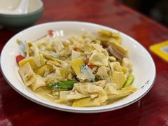 -芦茨金富饭庄·25年老字号·专做稻草鸡