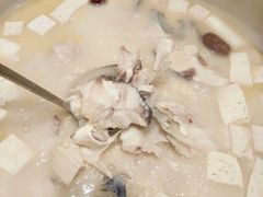 -忆江南·临江鱼馆