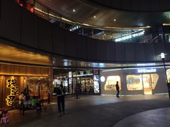 -宝龙城(杭州滨江店)