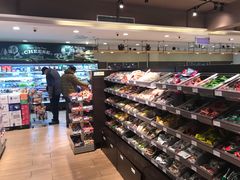 店内环境-哈尔信食品超市(世纪花园店)