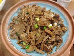 笋干烧肉-鸿运楼·舌尖上的徽菜