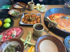 -贵厨酸汤牛肉(花果园国际中心店)