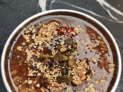 盛志望八宝稀饭-清真盛志望麻酱酿皮·非遗老字号