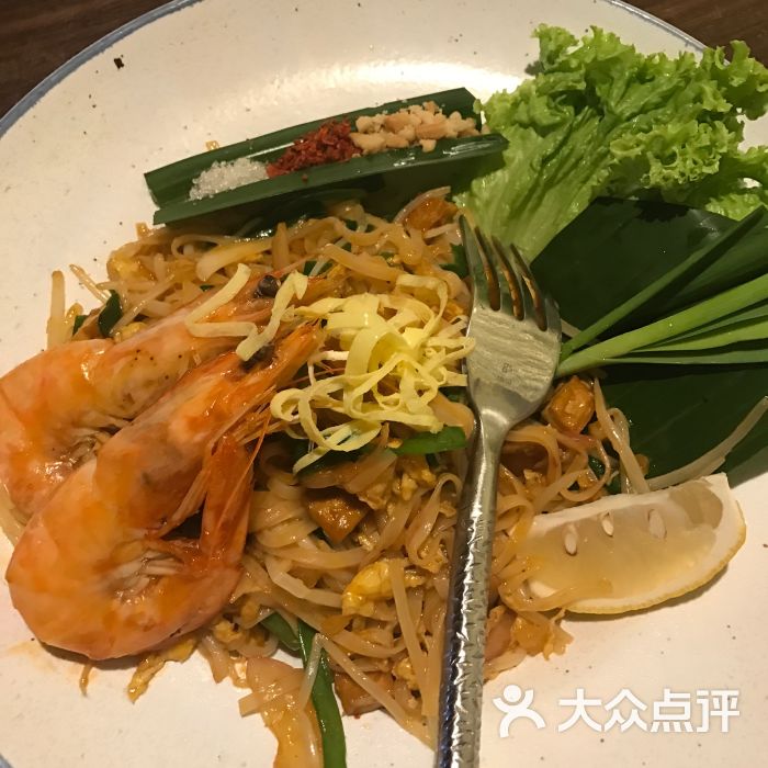 pan dan畔丹泰式餐厅(in77湖滨店)泰式鲜虾炒河粉图片 - 第1张
