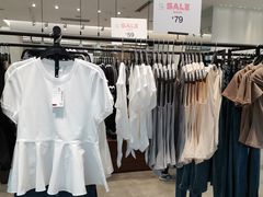 -URBAN REVIVO(上海中庚漫游城店)