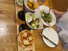 -城市大道红炉披萨烘焙坊