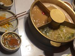 -巴奴毛肚火锅(新街口金鹰店)