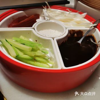 0元玩转这座城去小吊梨汤用餐，体验很棒