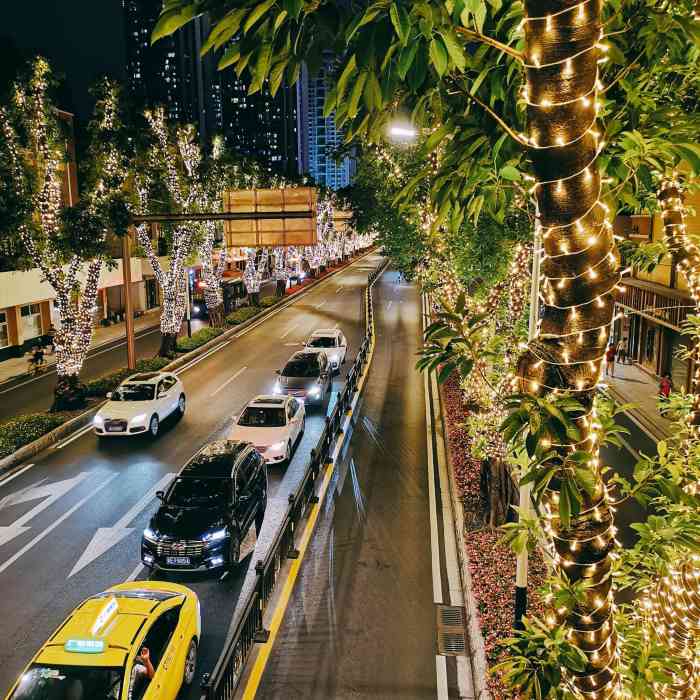 江南大道北(公交站)-"江南大道北婚纱一条街.在这路上路边铺几乎.