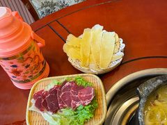 -鲁朗纳麦石锅鸡庄园
