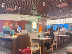 -LuOne凯德晶萃广场(徐家汇路店)