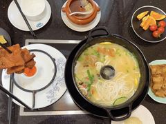 -飞虎过桥米线(翠湖店)