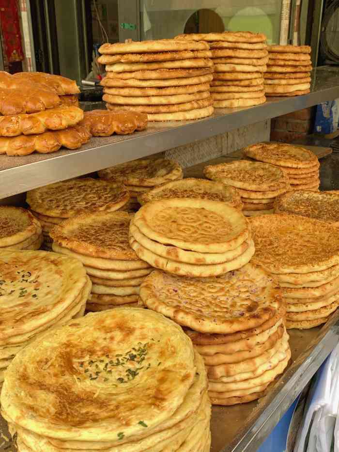 新疆艾力羊肉串·烤馕(东风路店)-"第一次吃味道还不错,这一次专门跑