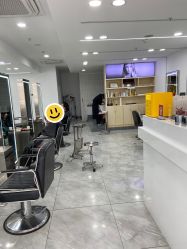 -Coo Hair salon
