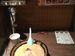 餐具摆设-一兰拉面(新宿中央东口店)