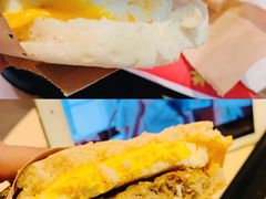 芝士猪柳蛋帕尼尼-肯德基(正定机场安检内店)