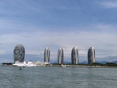 -三亚游船旅游中心(三亚鹿回头游艇游船公共码头店)