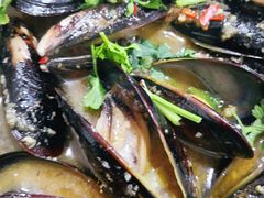 -陈记生蚝烧烤炒菜火锅