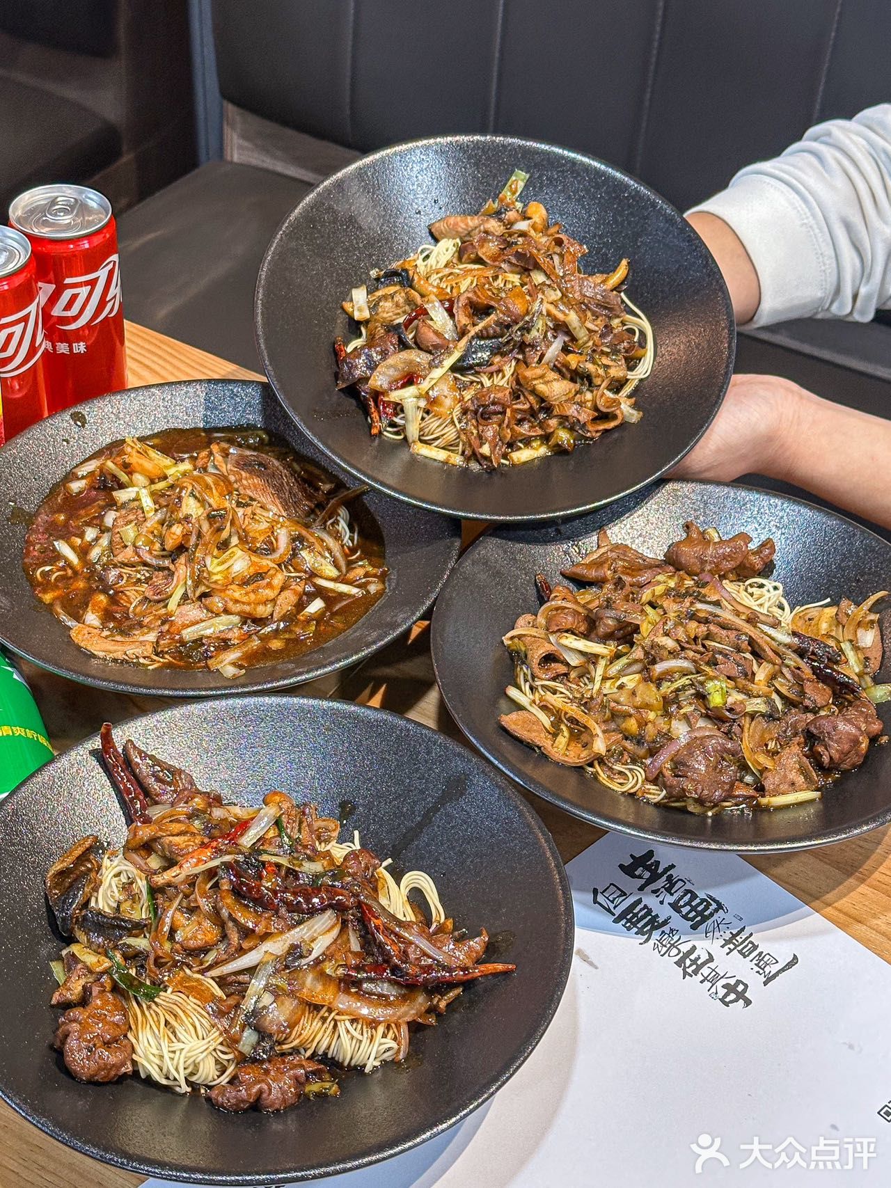 白月光非得是人吗，这碗面也可以啊！！！