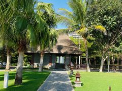 -三亚湾海居铂尔曼度假酒店