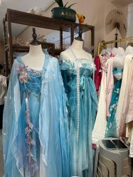 -一揽芳华汉服旗袍体验馆(拙政园店)