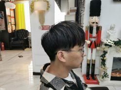 -沐染造型专业烫发染发