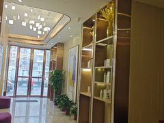 -麗枫酒店(深圳机场福永地铁站店)