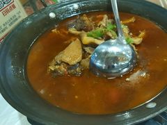 -霄汉牛三鲜湖北砂锅菜(万松园2店)