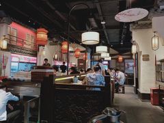 大堂-宽窄巷成都菜(青岛路万达广场店)