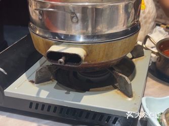 店里有两三个不同的套餐,我们买了最贵的那个