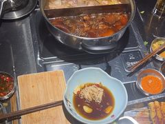 -马路牙子烧烤音乐酒馆(望京店)