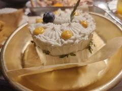芋泥宝石-野草莓自由市场