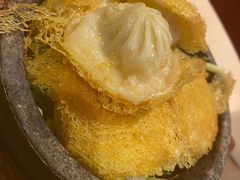 港式石锅蟹粉小笼包-避风塘(宝山万达店)