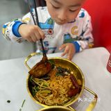 来一碗热腾腾的螺蛳粉