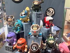 -泡泡玛特POPMART(侨福芳草地店)