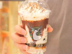 阿华田千层瑞纳冰-luckincoffee瑞幸咖啡(香港名店街店)