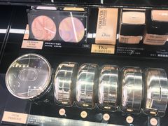 -DIOR迪奥(德基广场女装店)