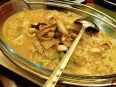 -荣誉海鲜酒楼(海湾店)