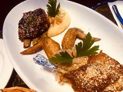 油封鸭腿-MOSSO德国餐厅·音乐酒吧(环宇荟店)