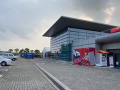 场地-上海国际赛车场卡丁车世界-停车场