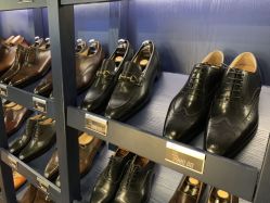 -BRANS PORO布朗斯伯勒西装高级定制·瑞璞西装(金陵店)