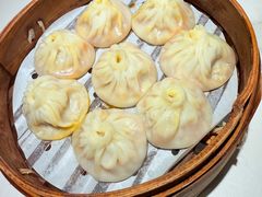 头牌蟹粉小笼-馋三尺蟹粉小笼(人民广场店)