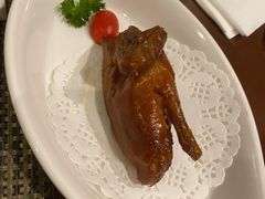 妙龄乳鸽-香山家宴