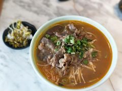 -轻捞慢起面馆(新世界百货店)